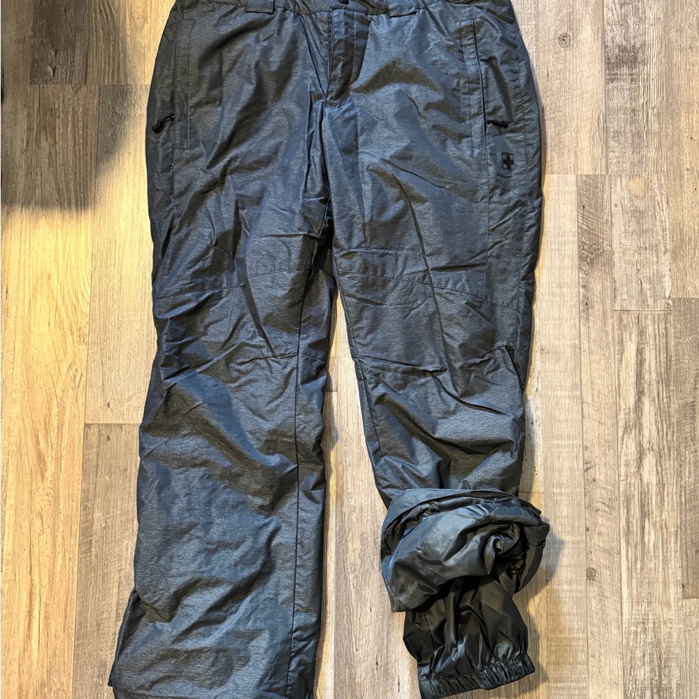 Swiss Tech Women’s Dark Gray Ski Pants